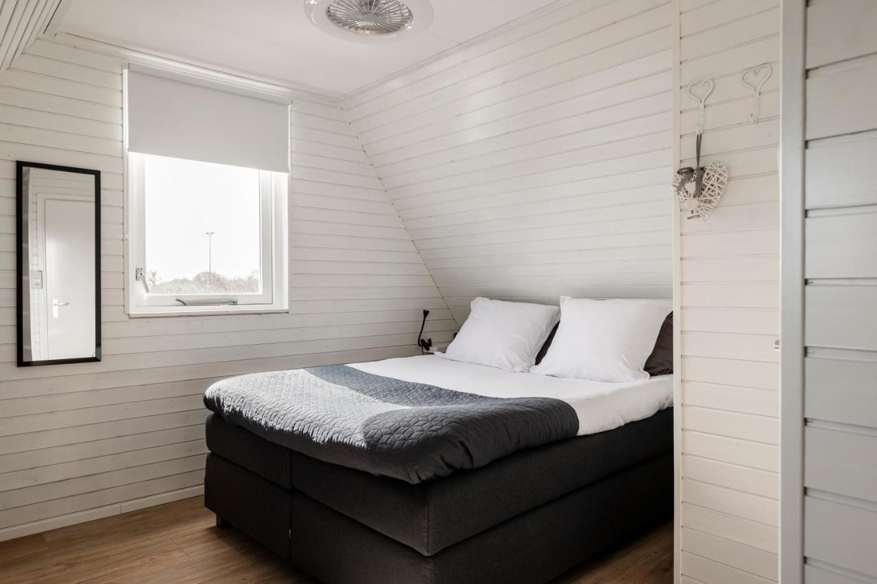 פטן Strandhuis De Zeeparel Met Hottub מראה חיצוני תמונה